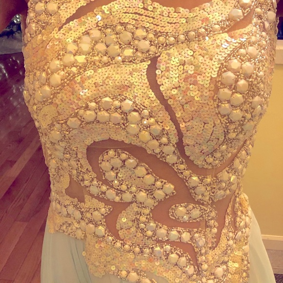 Mac Duggal dress - Picture 5 of 7